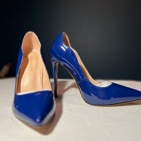 Like New Size 8 Modemoven Stilettos - Picture 1 of 5